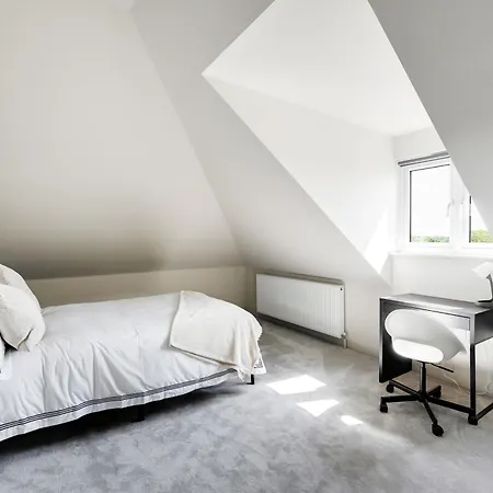 Apartment The Maze By Cliftonvalley *