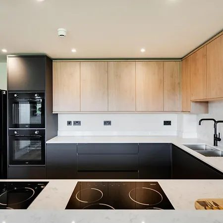 Apartment The Maze By Cliftonvalley